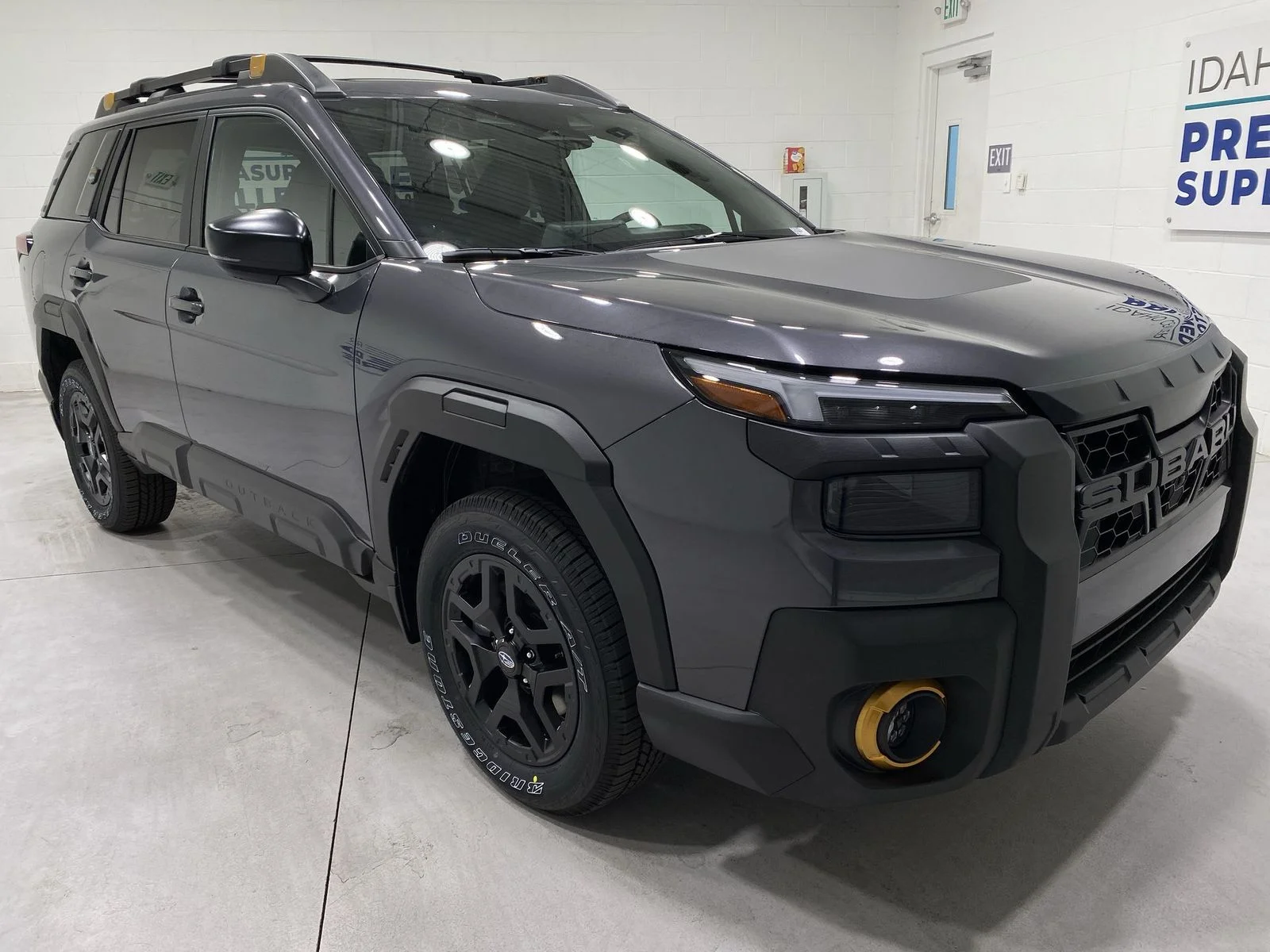 New 2026 MAGNETITE GRAY METALLIC Subaru Wilderness image 2
