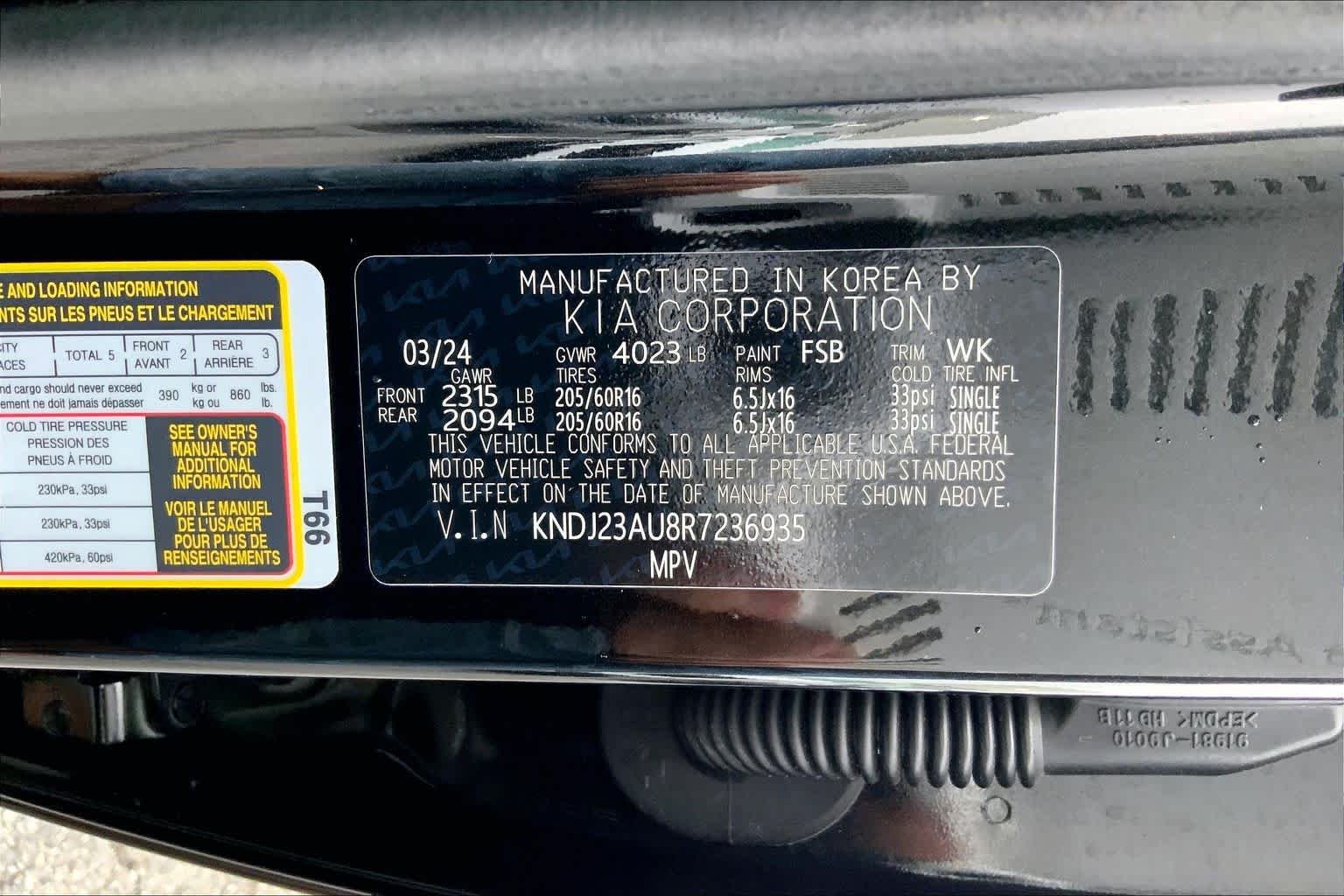 Used 2024 Fusion Black Kia LX image 31