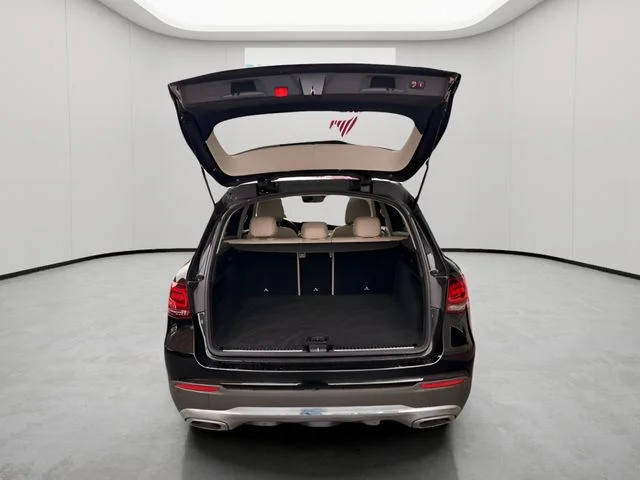 Used 2022 Black Mercedes-Benz GLC 300 image 9