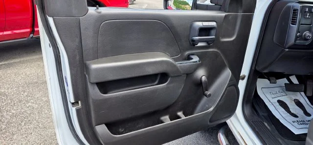 Used 2018 White Chevrolet Flat Bed image 16
