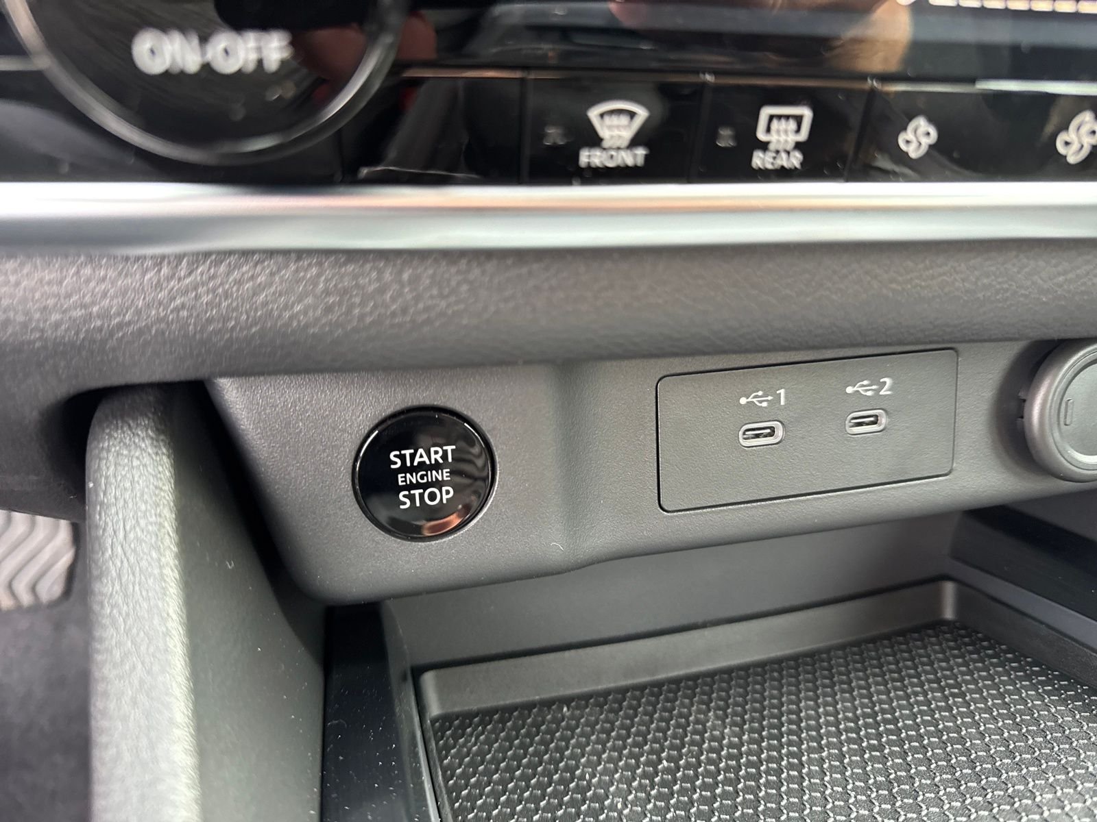 New 2026 Nissan Rogue SV 4D Sport Utility