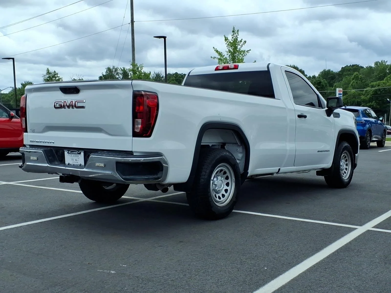 Used 2024 Summit White GMC Pro image 2
