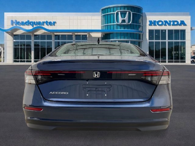 New 2026 Canyon River Blue Metallic Honda SE image 4
