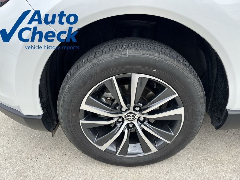 Used 2024 Pearl Toyota LE image 18