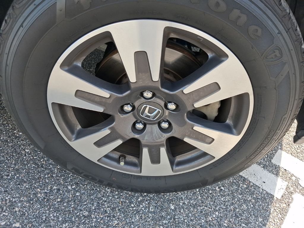 Used 2017 White Honda RTL-T image 14
