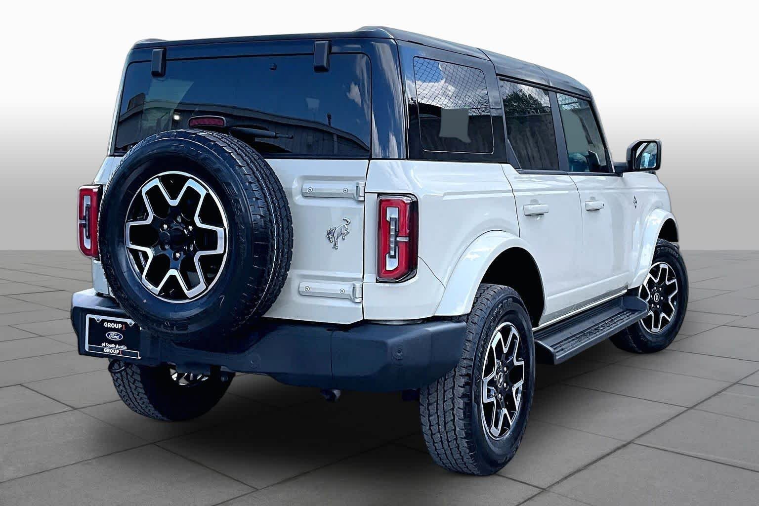 Used 2025 Desert Sand Ford Outer Banks image 19