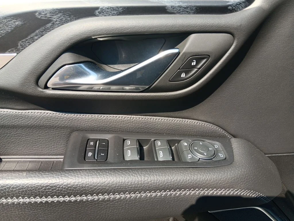 Used 2023 Onyx Black GMC Denali image 12