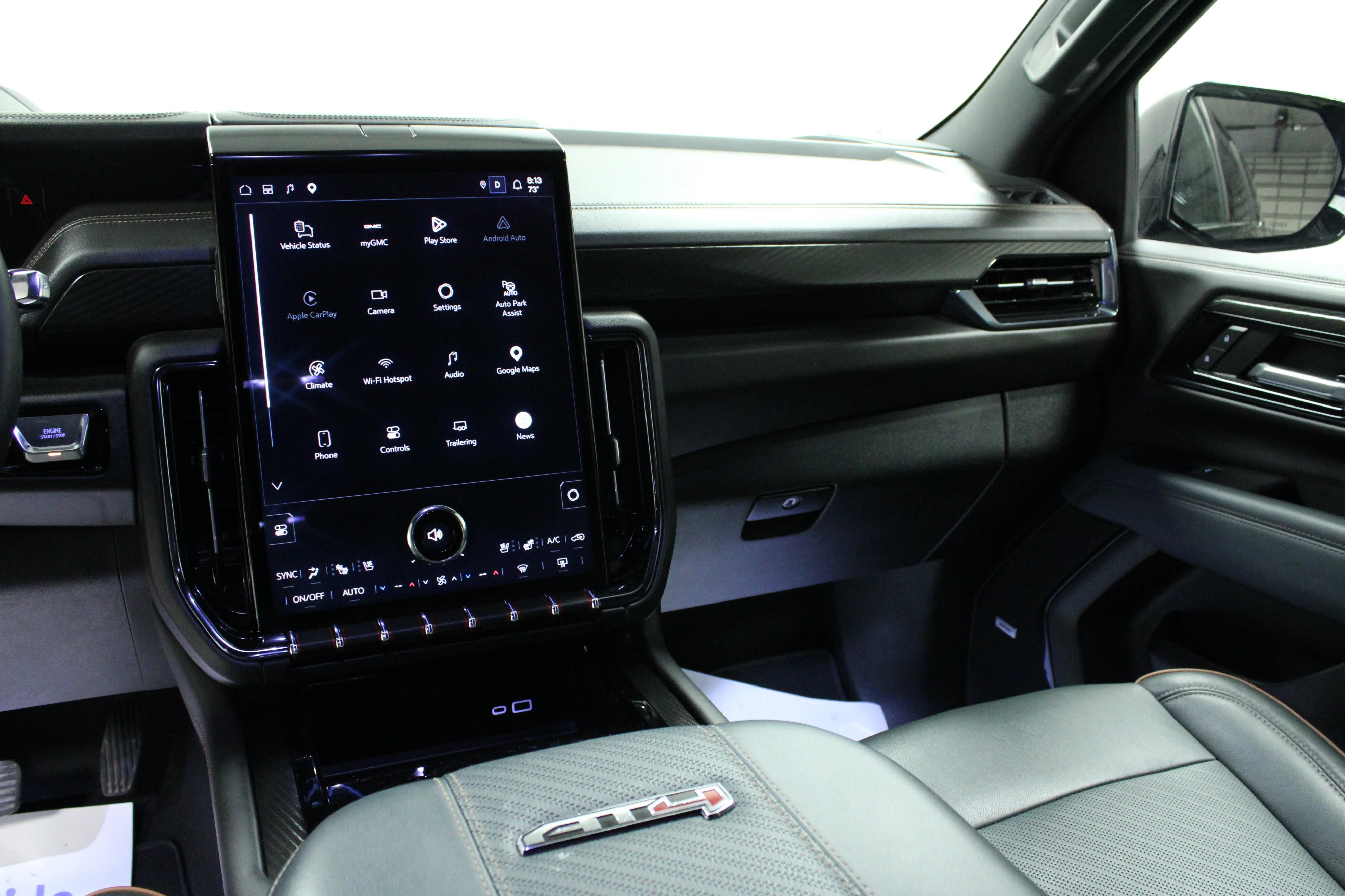 Used 2025 Onyx Black GMC AT4 image 20