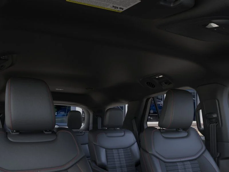 New 2026 Space White Metallic Ford ST-Line image 22