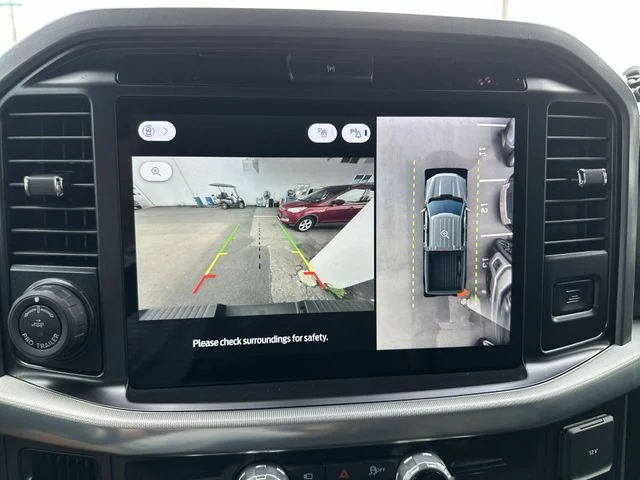 Used 2025 White Ford Lariat image 18