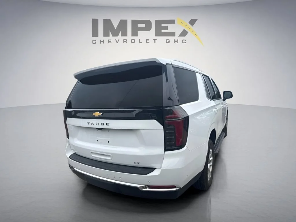 Used 2025 Summit White Chevrolet LT image 5