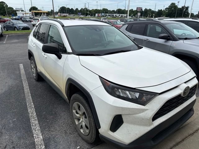 Used 2021 White Toyota LE image 3