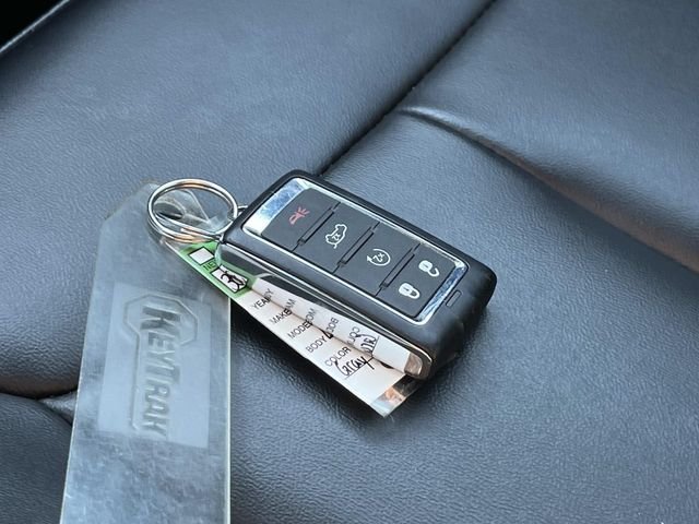 Used 2025 Gray Jeep Limited image 39