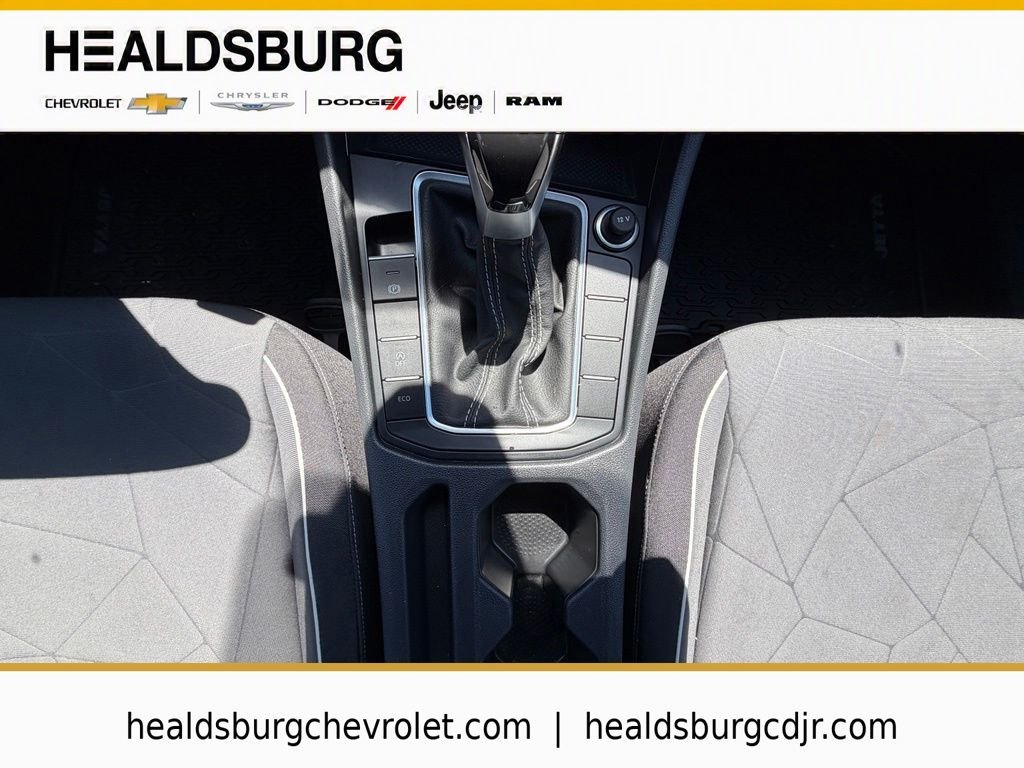 2025 Volkswagen Jetta Sport - Photo 21