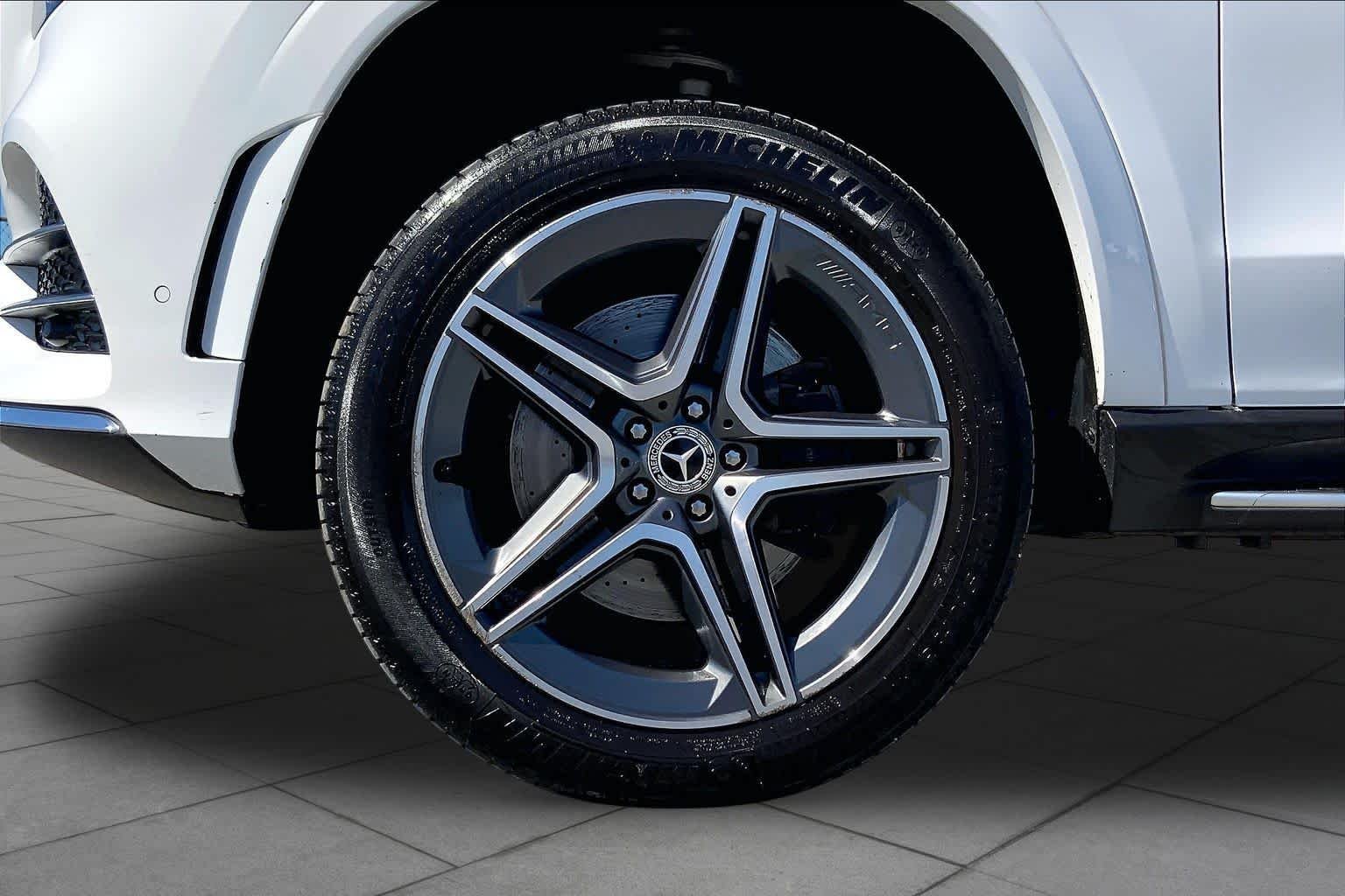 Used 2023 Polar White Mercedes-Benz GLS 450 image 11