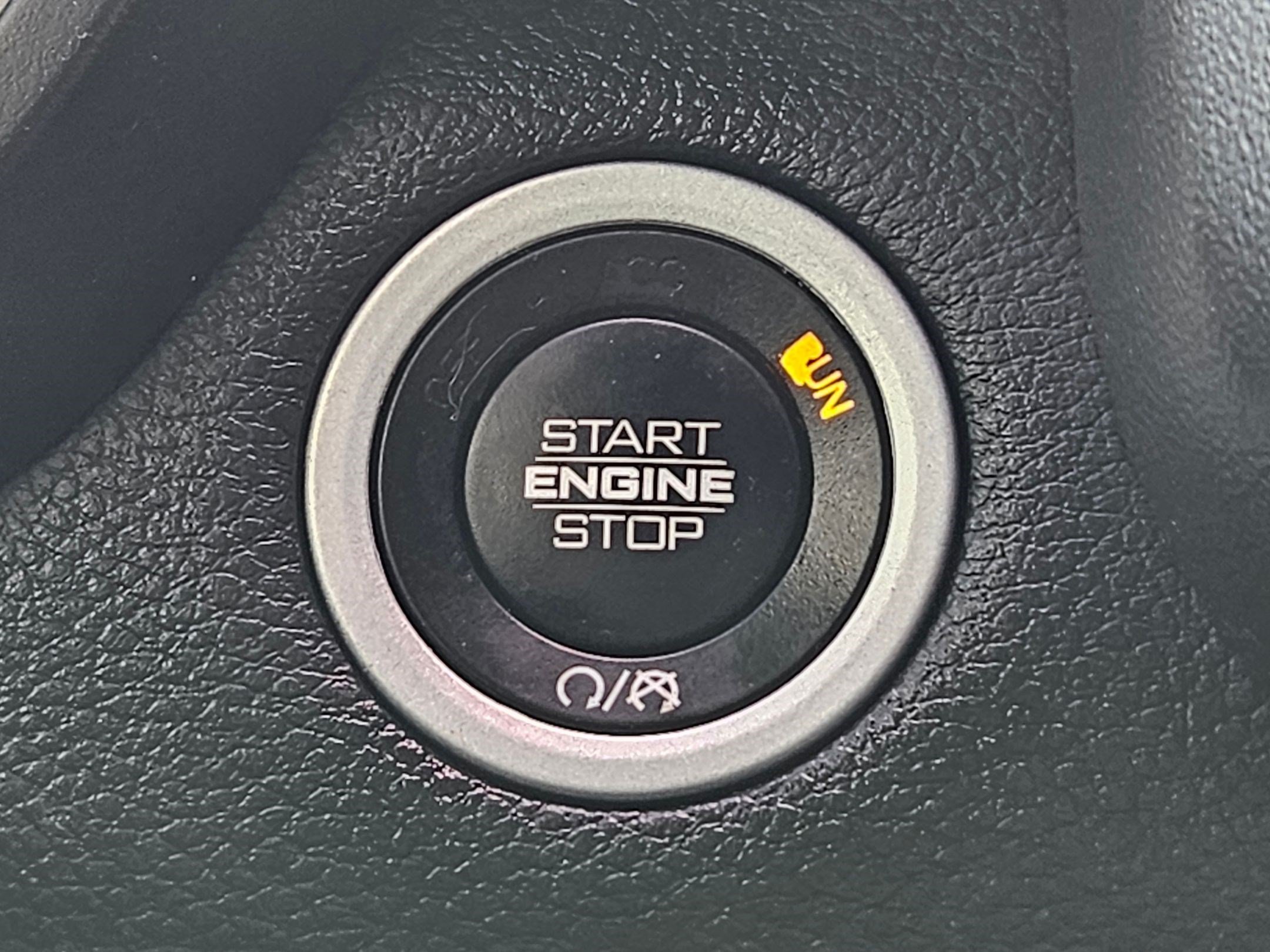 Used 2019 Bright White Clearcoat Ram Rebel image 39