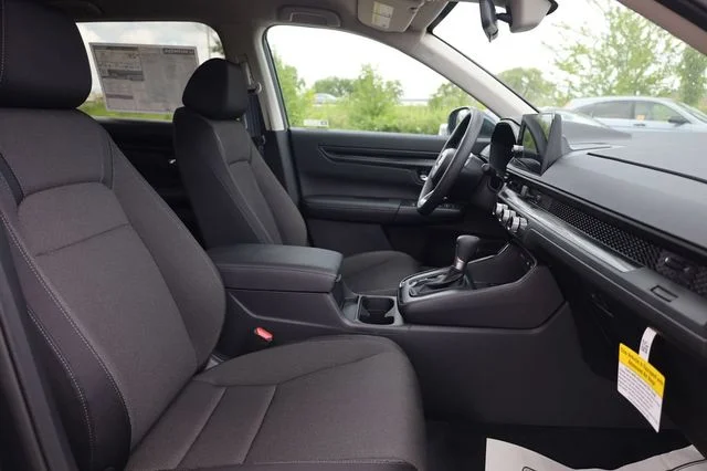 New 2026 Urban Gray Pearl Honda LX image 41
