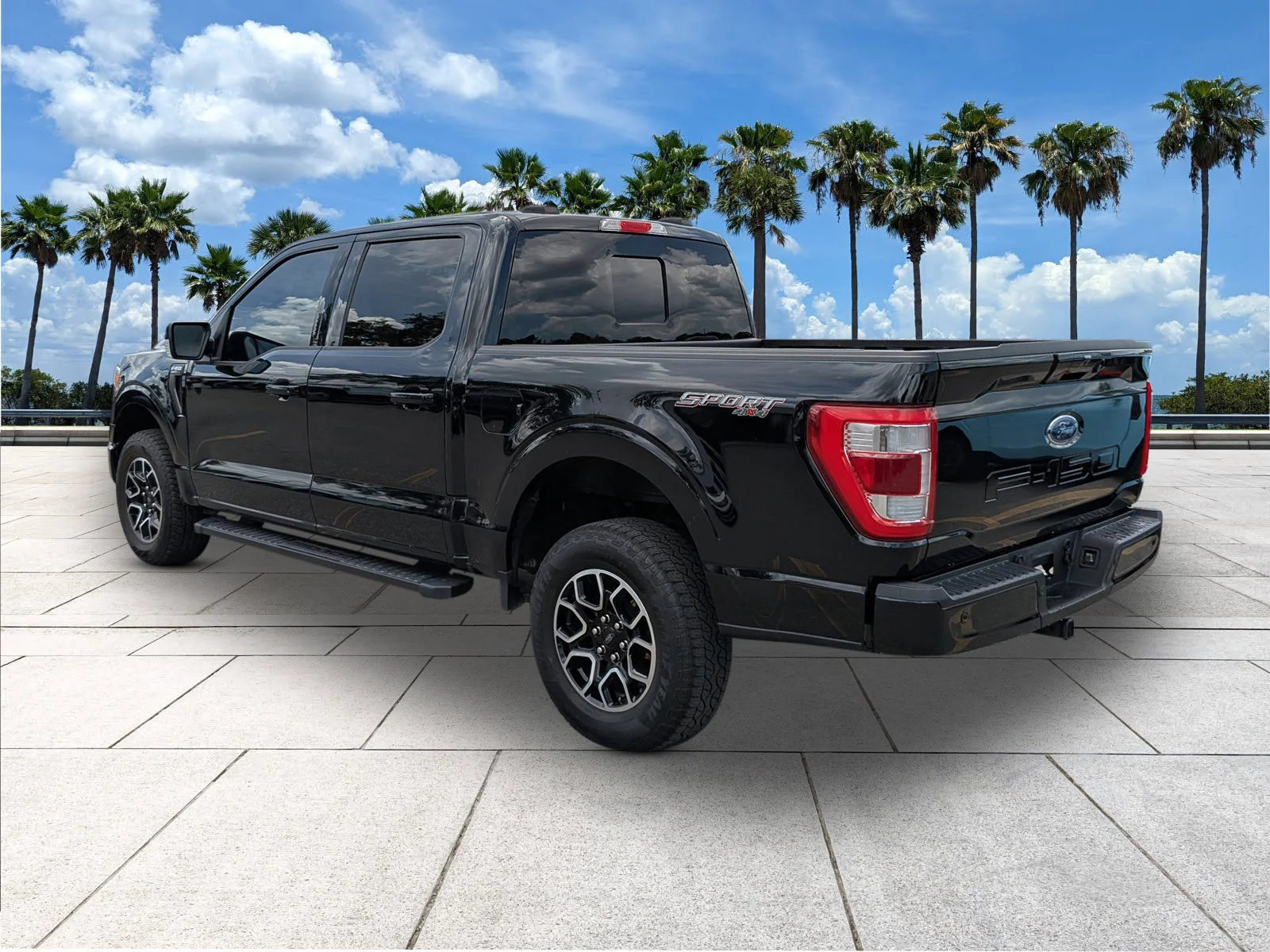 Certified Used 2023 Agate Black Metallic Ford LARIAT image 7