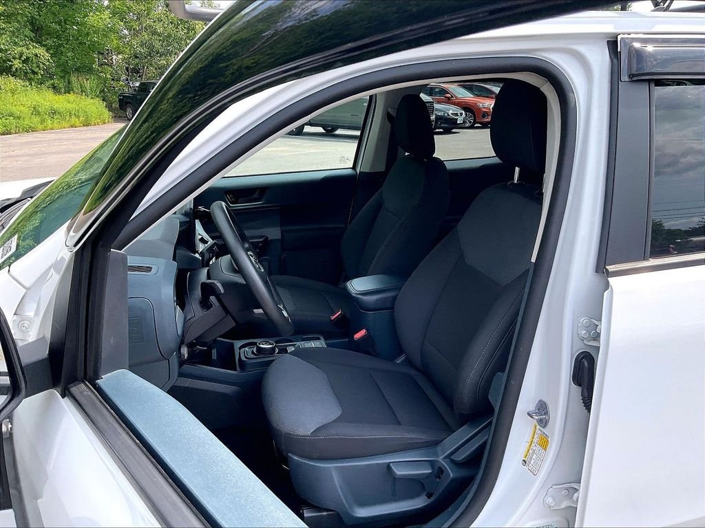 Used 2023 White Ford XL image 10