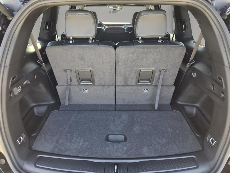 New 2027 High Gloss Black Jeep LAREDO ALTITUDE 4X4 *LTD AVAIL* image 17