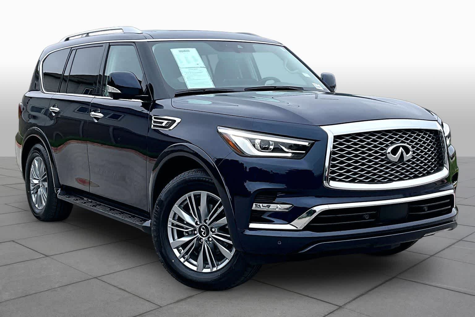 Used 2023 Hermosa Blue INFINITI LUXE image 3