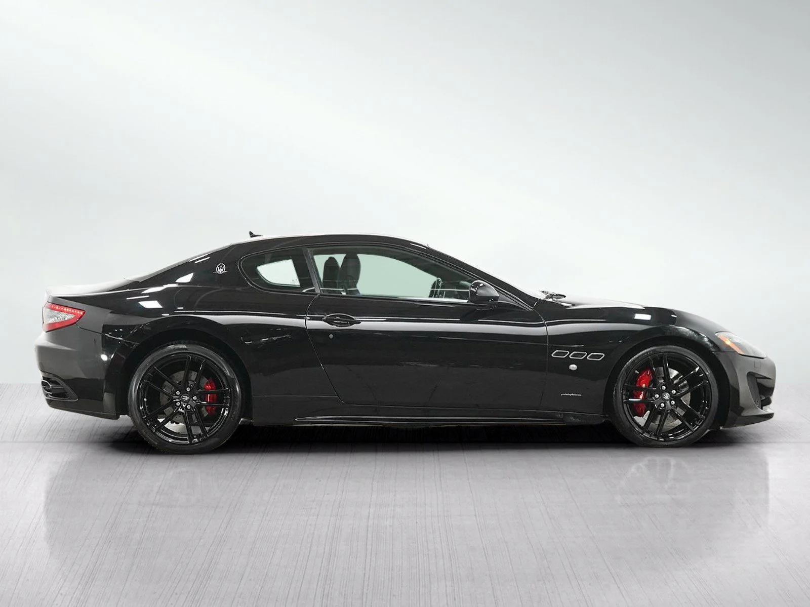 Used 2015 Black Maserati 2dr Cpe GranTurismo Sport image 6