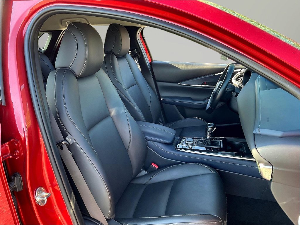 Used 2020 Red Mazda Preferred image 30