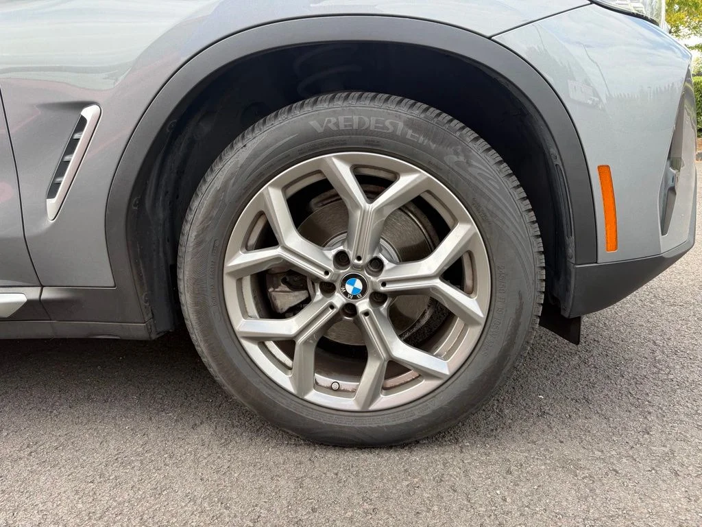 Used 2023 Skyscraper Gray Metallic BMW xDrive30i image 28