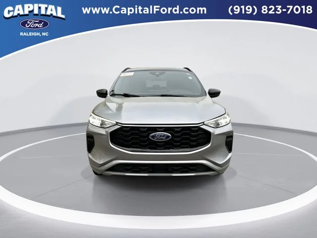 Used 2023 Silver Ford ST-Line image 3