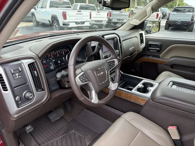 Used 2018 RED QUARTZ TINTCOAT GMC SLT image 18