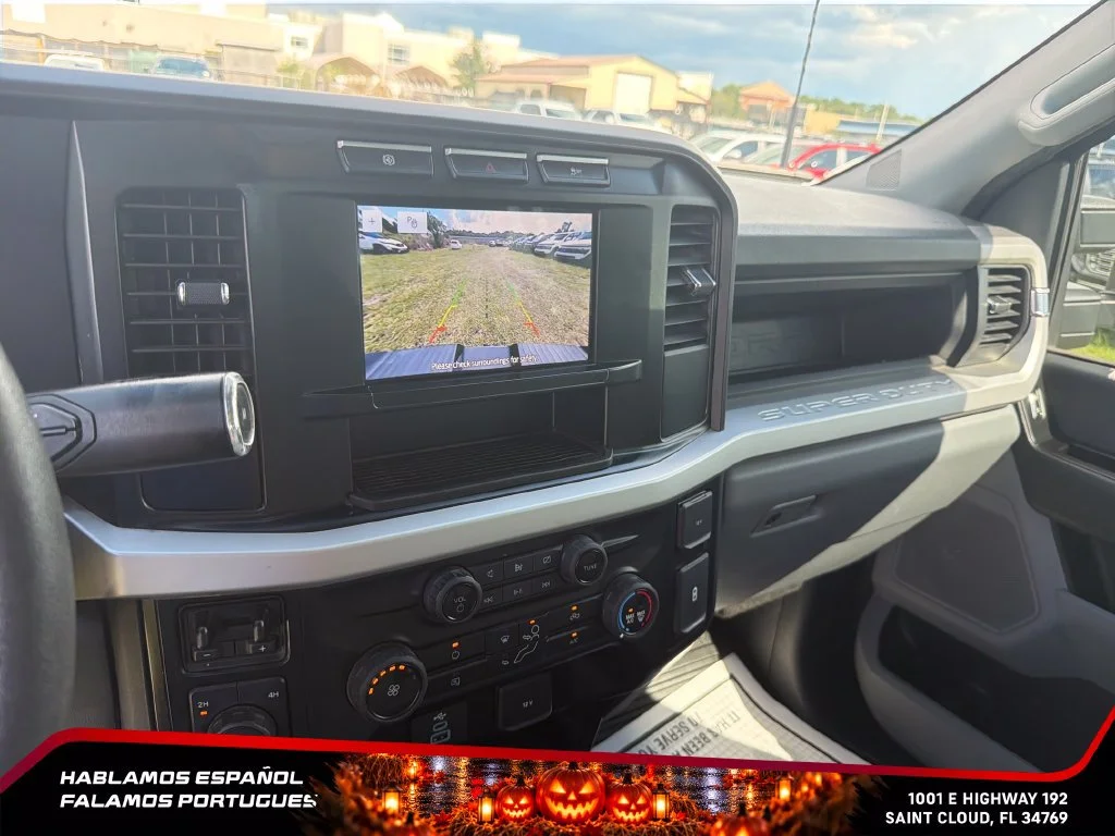 Used 2023 White Ford XL image 22