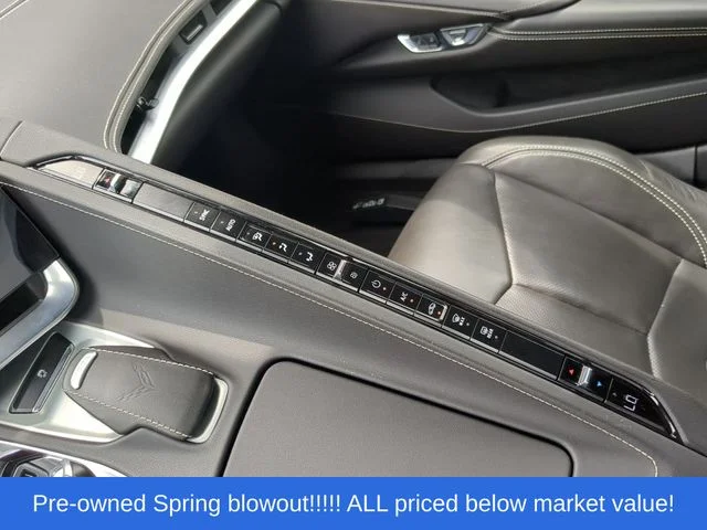 Used 2025 Black Chevrolet Z06 image 33