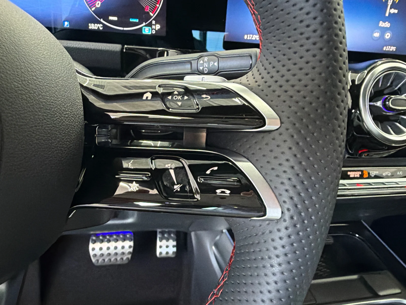New 2026 Grey Mercedes-Benz GLA 250 4MATIC SUV image 16