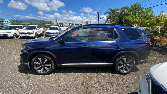 Used 2024 Blue Honda Touring image 2
