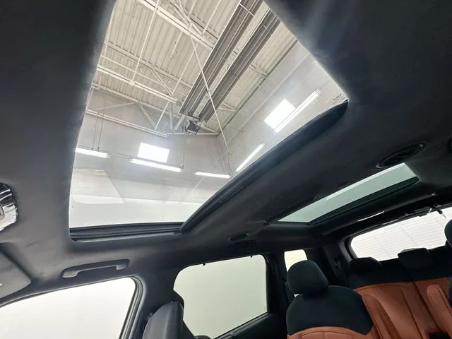 New 2027 Ivory Silver Kia SX-PRESTIGE image 17
