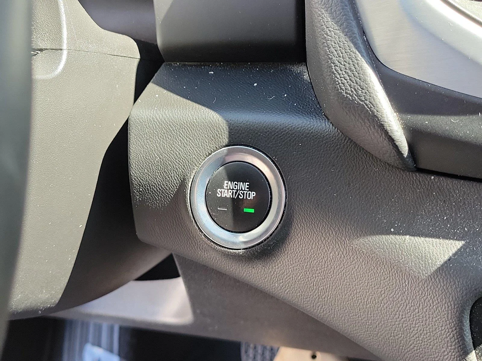Used 2024 Sterling Metallic GMC SLT image 30