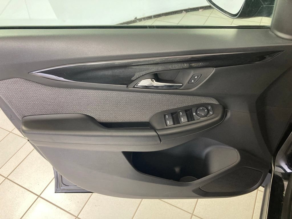 Used 2025 Mosaic Black Metallic Chevrolet LT image 13