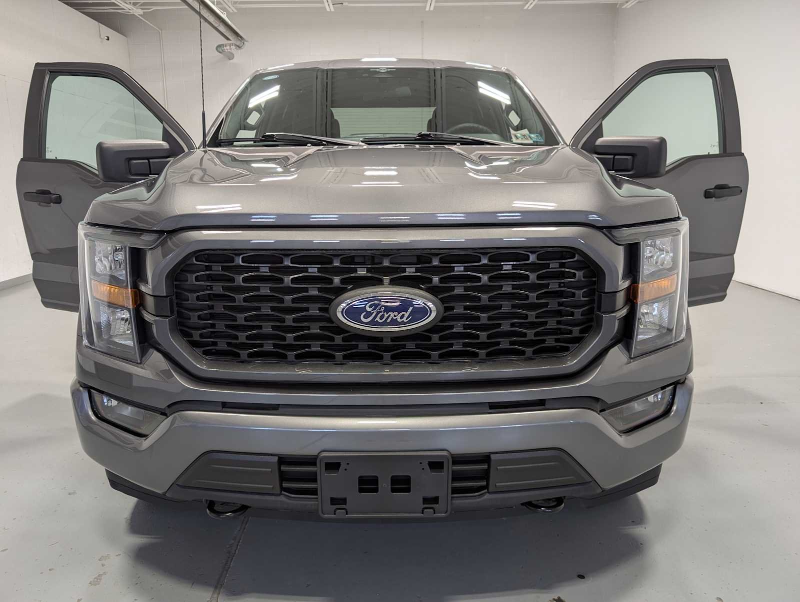 Used 2023 Carbonized Gray Ford XL image 15
