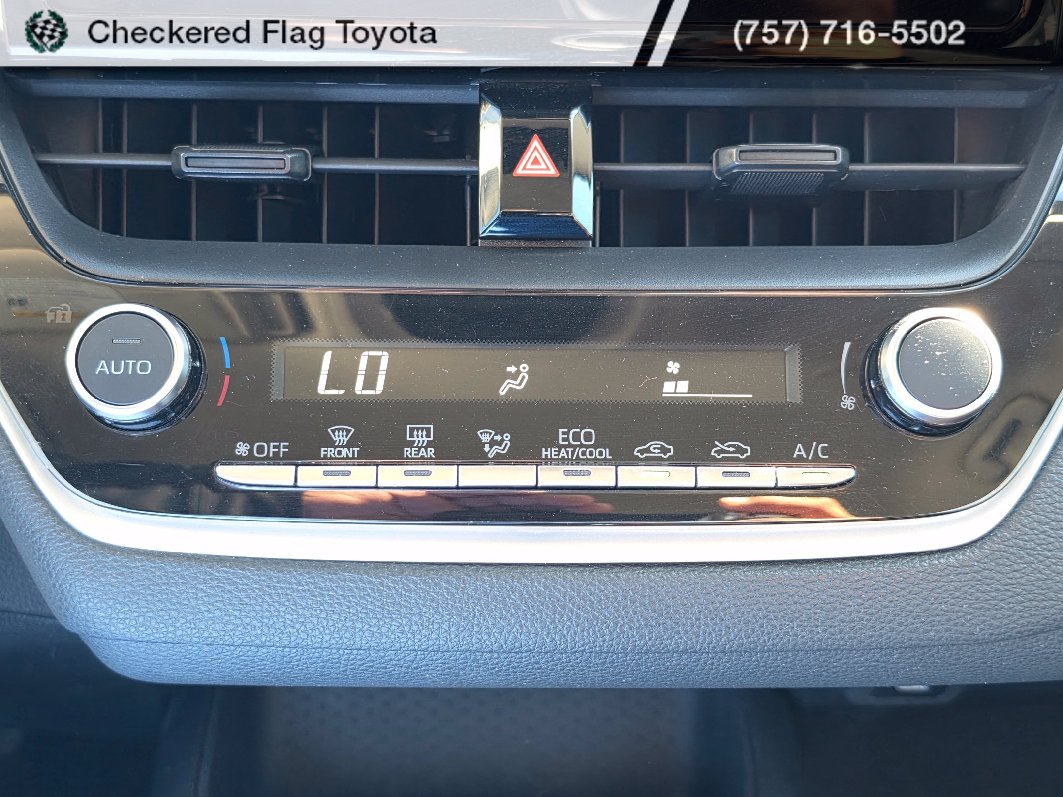 Used 2024 Ice Cap Toyota LE image 16