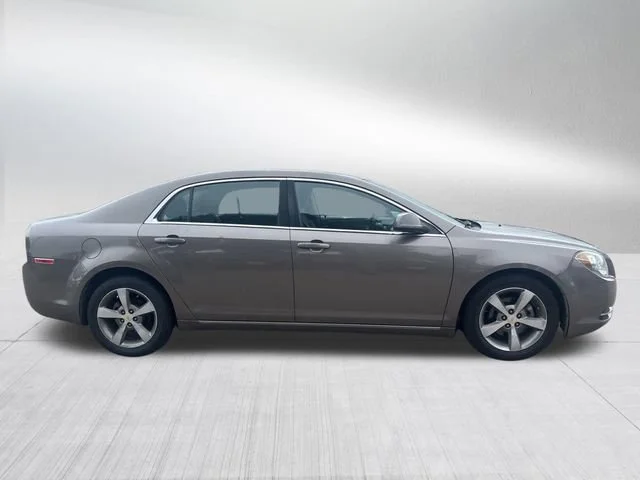 Used 2011 Chevrolet Malibu 1LT with VIN 1G1ZC5EU6BF134107 for sale in Cambridge, MN