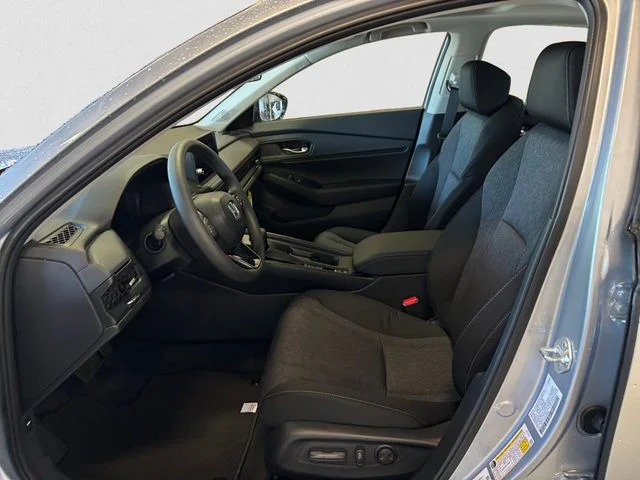 New 2026 Silver Honda SE image 10