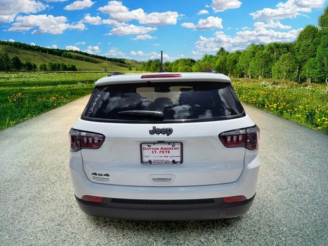 New 2026 Bright White Clearcoat Jeep Latitude image 6