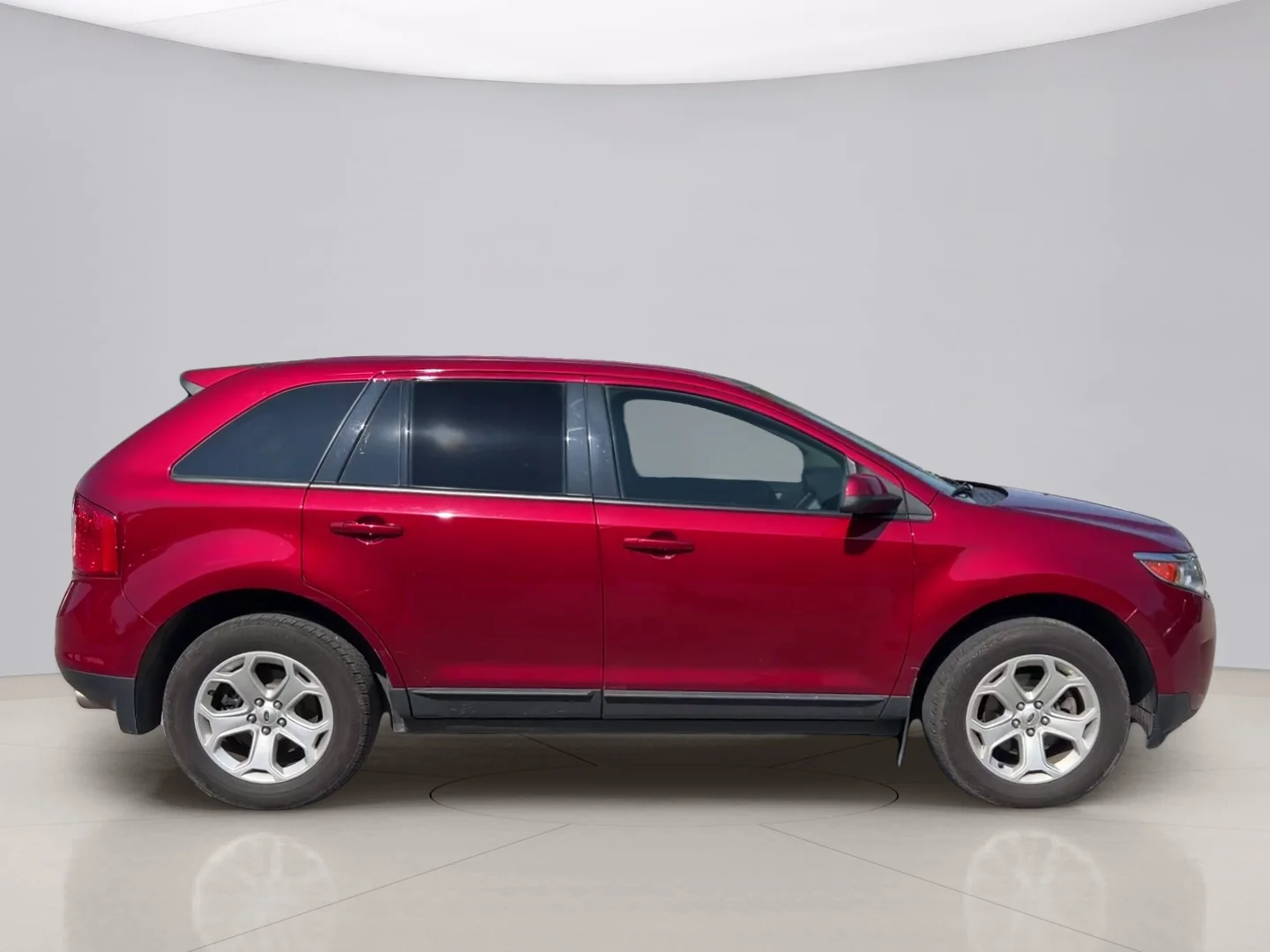 Used 2013 Red Ford SEL image 7