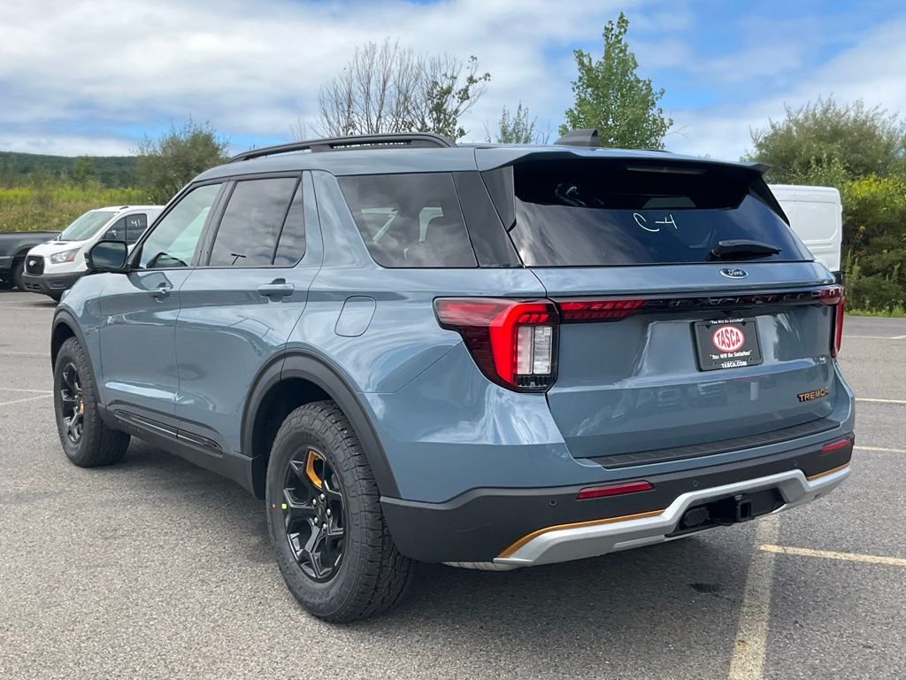 New 2026 Vapor Blue Metallic Ford Tremor® image 31