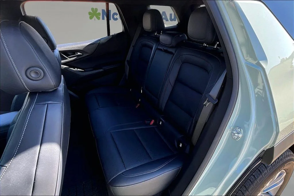 Used 2025 Green Chevrolet LT image 25