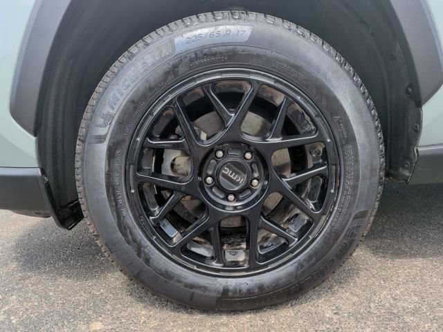 Certified Used 2021 Gray Toyota XLE Premium image 10