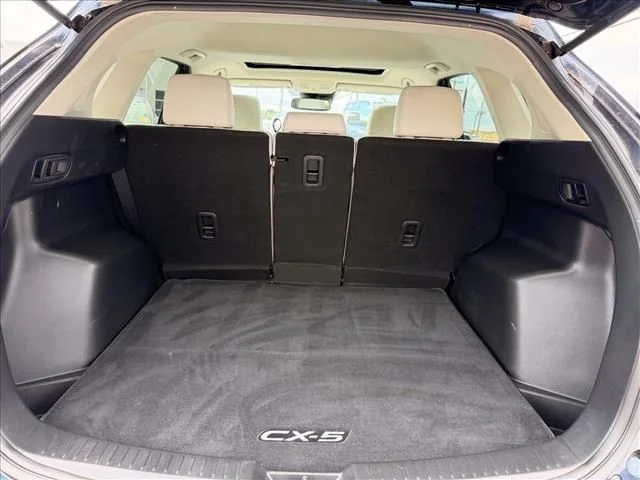 Used 2016 Blue Mazda Grand Touring image 22