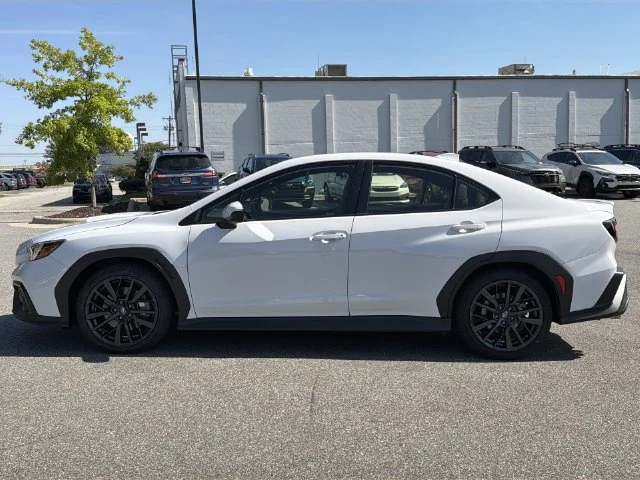 Used 2022 White Subaru Premium image 10