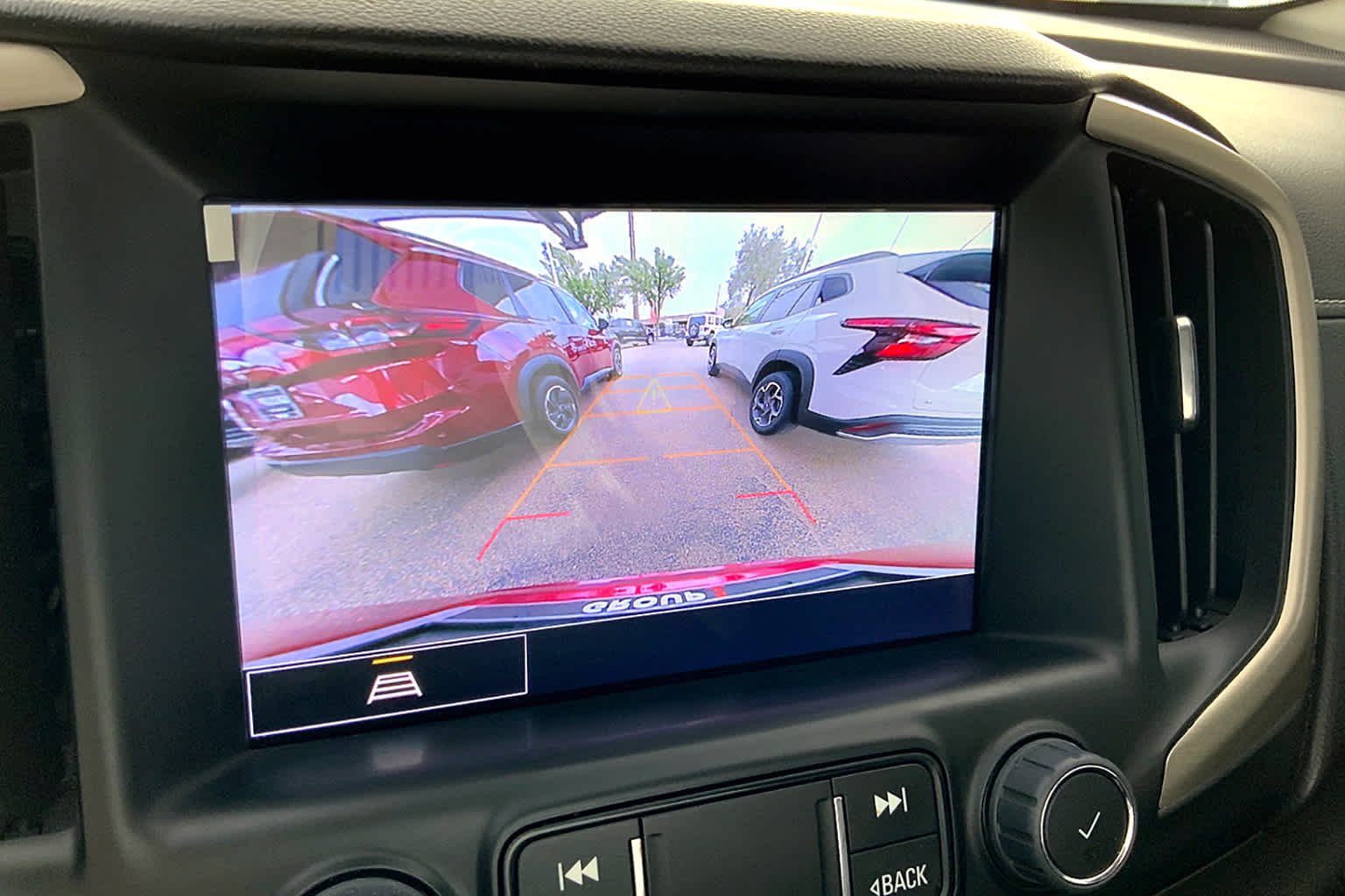 Used 2023 Volcanic Red Tintcoat GMC Denali image 27