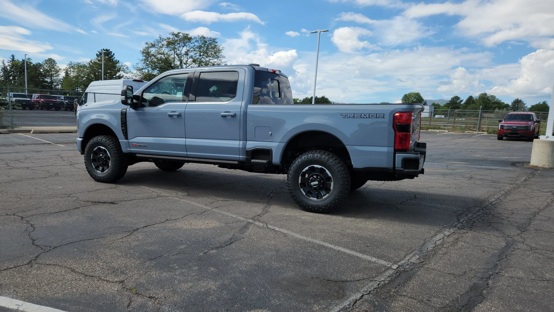 New 2026 Glacier Gray Metallic Tri-Coat Ford LARIAT image 4
